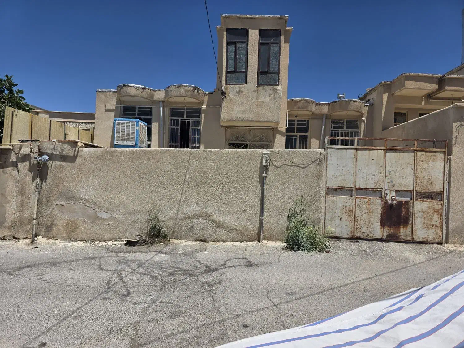 ملک ویلایی کلنگی قابل سکونت