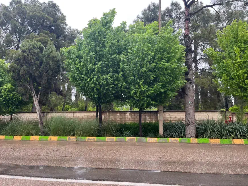 فروش گاراژ ۴۰۰ متری بر فاخته ۲