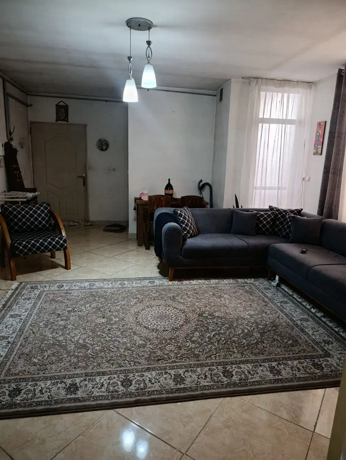 آپارتمان تک واحدی برای اجاره