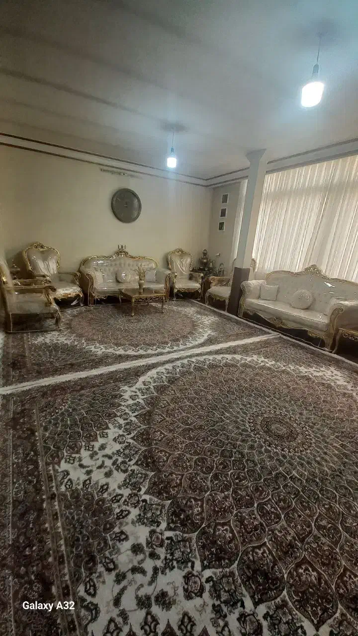 آپارتمان ۱۰۰ متری