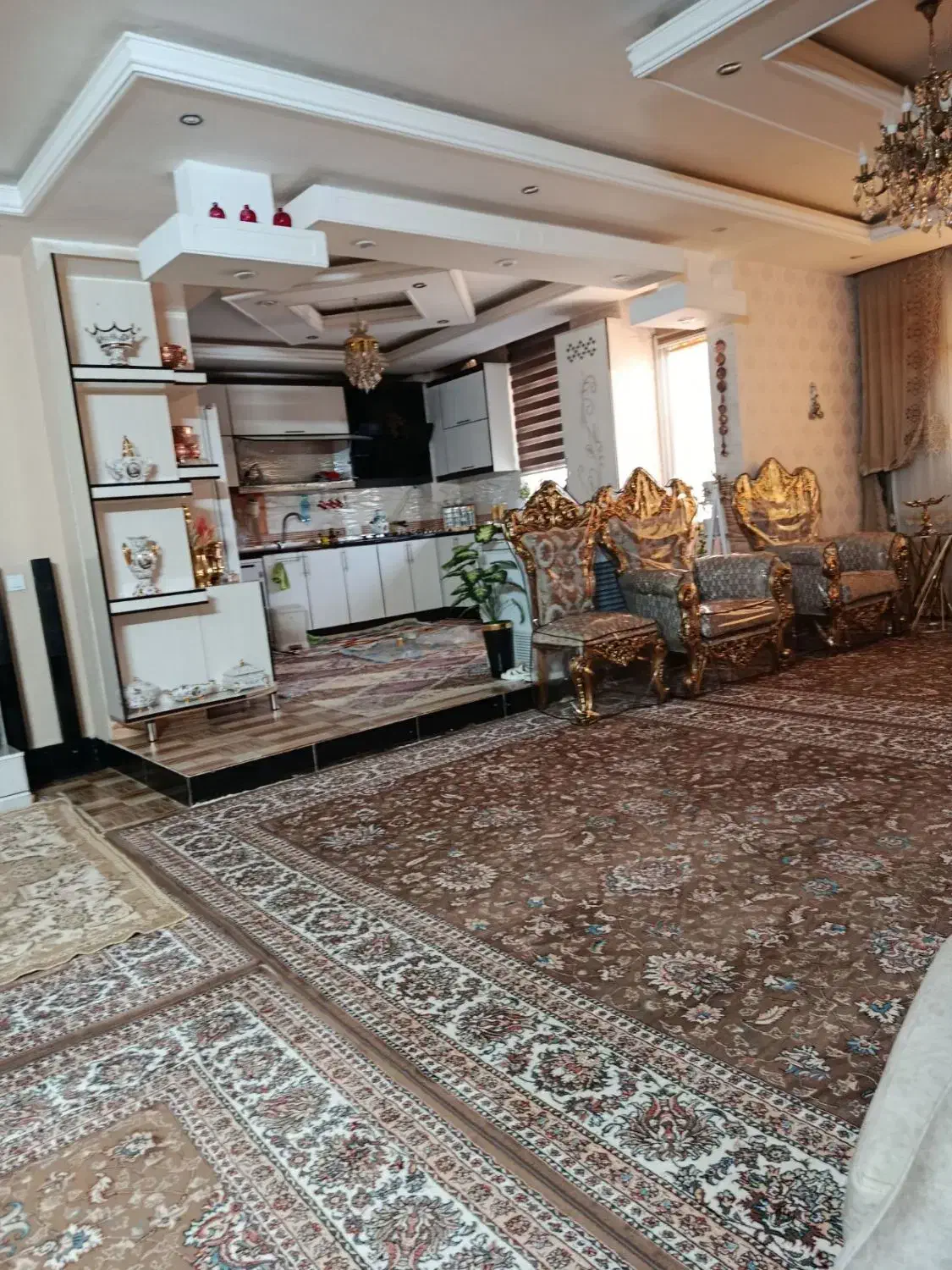 فروش آپارتمان فول امکانات تک واحدی 130 متری سپاهان