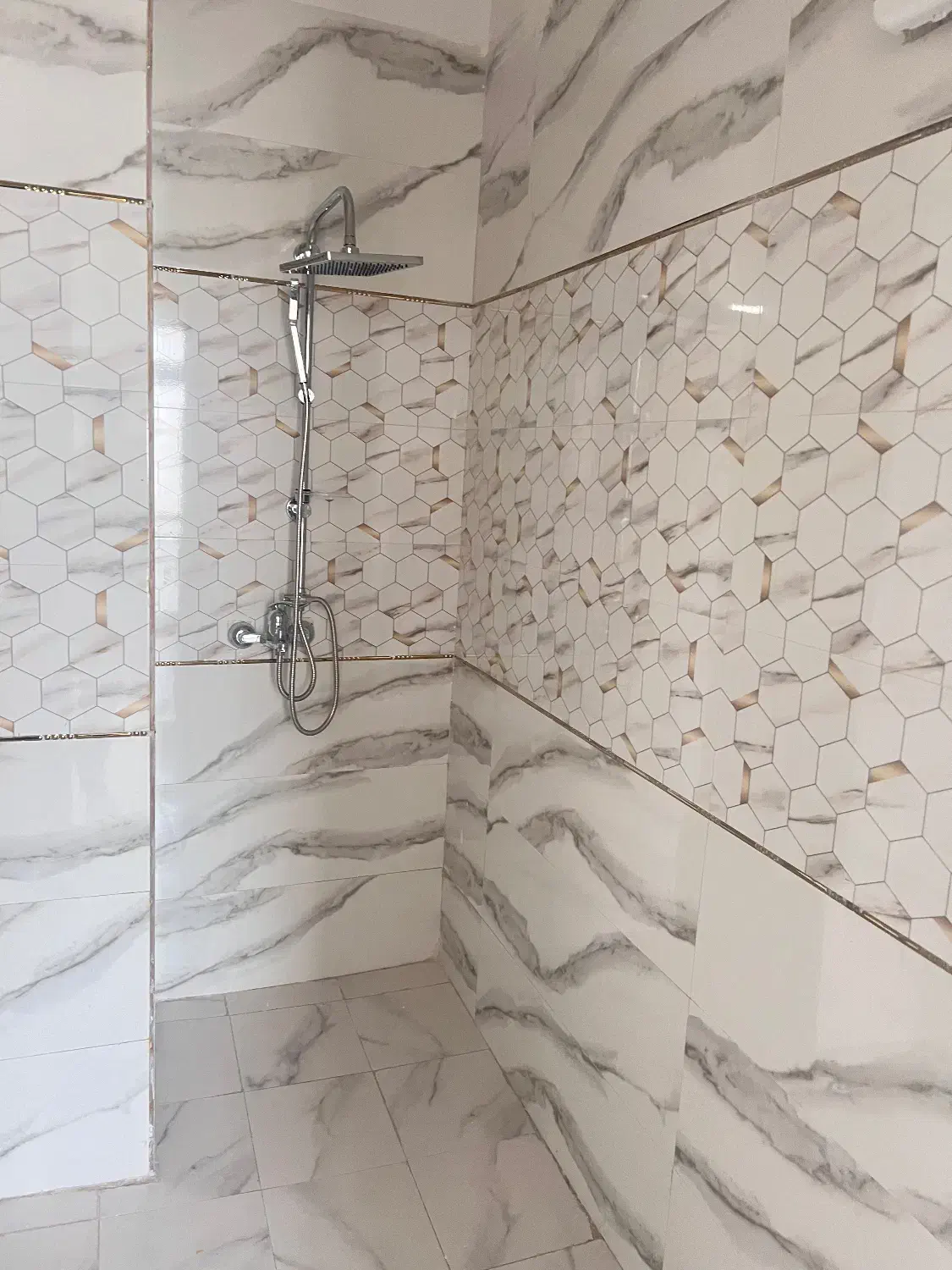 آپارتمان تک واحدی سندار فول امکانات