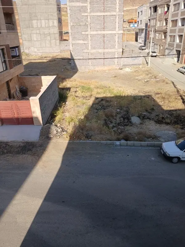 زمین مسکونی