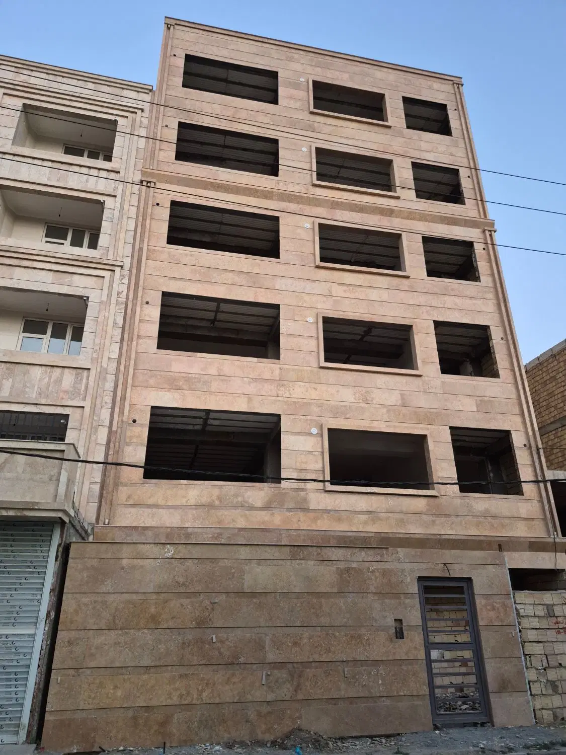 پیش فروش واحد با قیمت و شرایط استثنایی