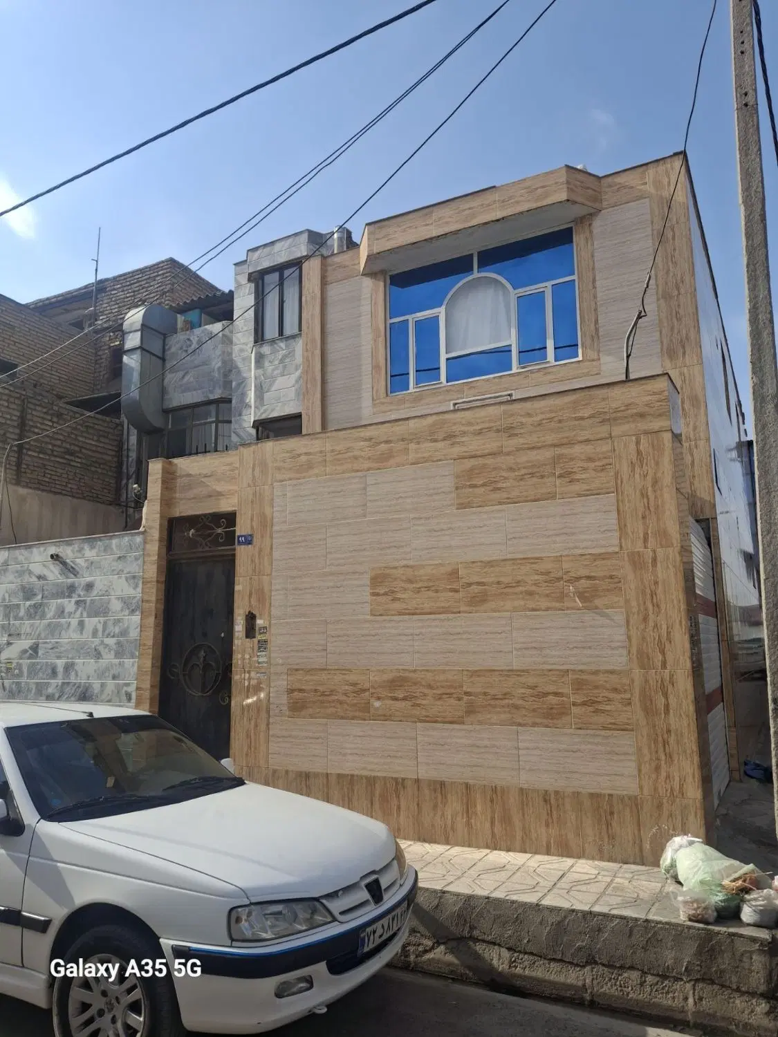 خانه دو طبقه