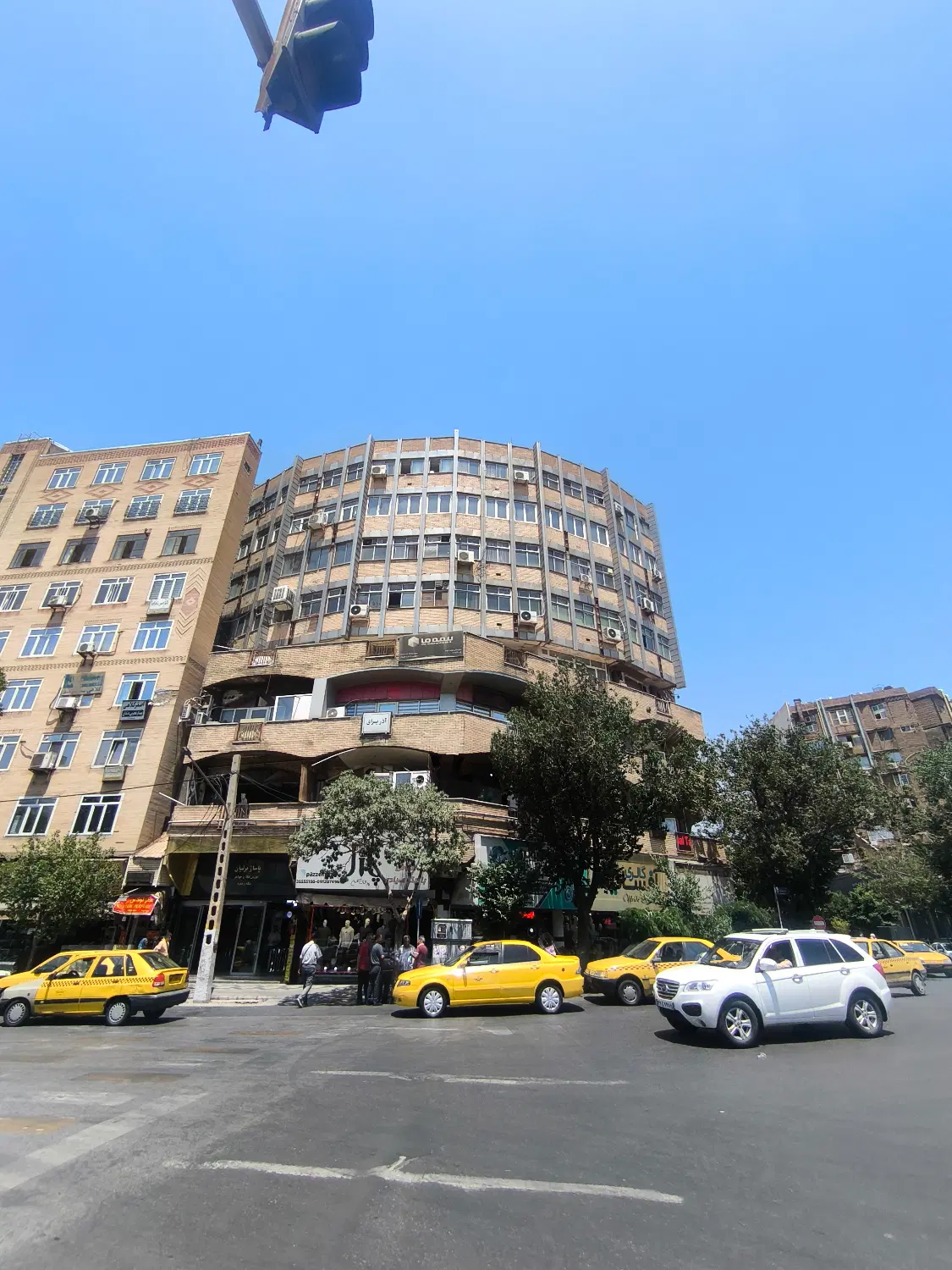 مغازه در پاساژ برلیان