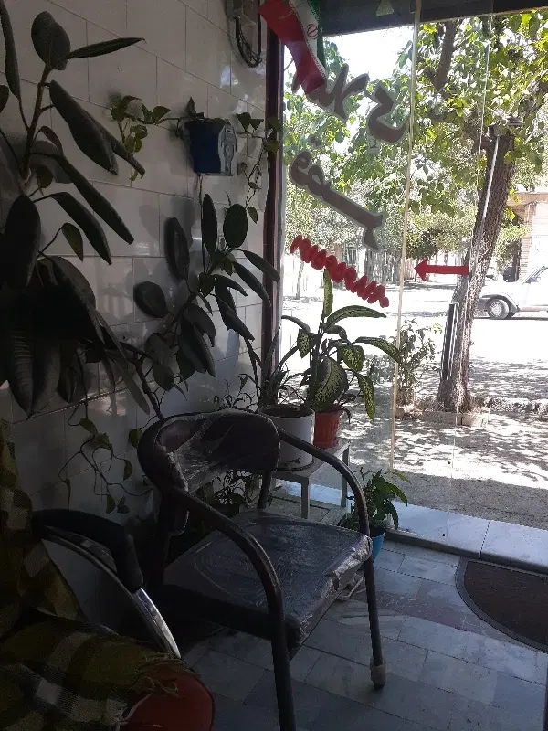 اجاره یک مغازه ۴۵ متری دور میدان پنج آذر