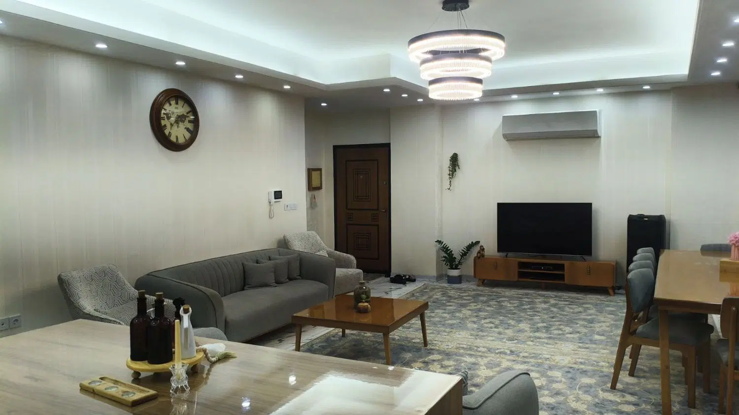 آپارتمان نو ساز 107متری شیک و مدرن