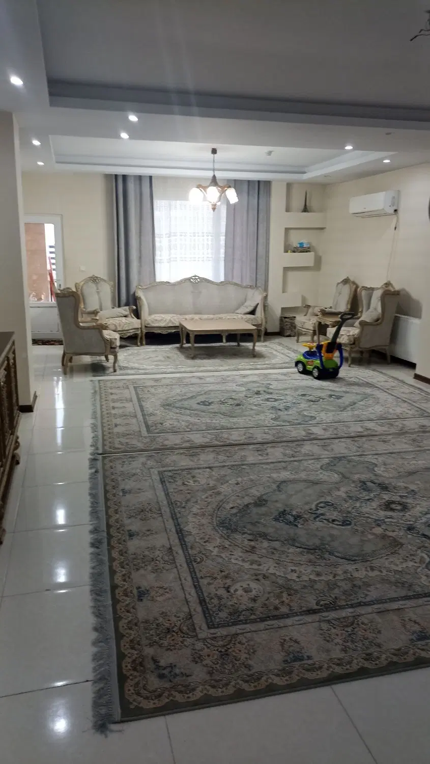 ۱۴۰ متری قریشی جنوبی بوستان