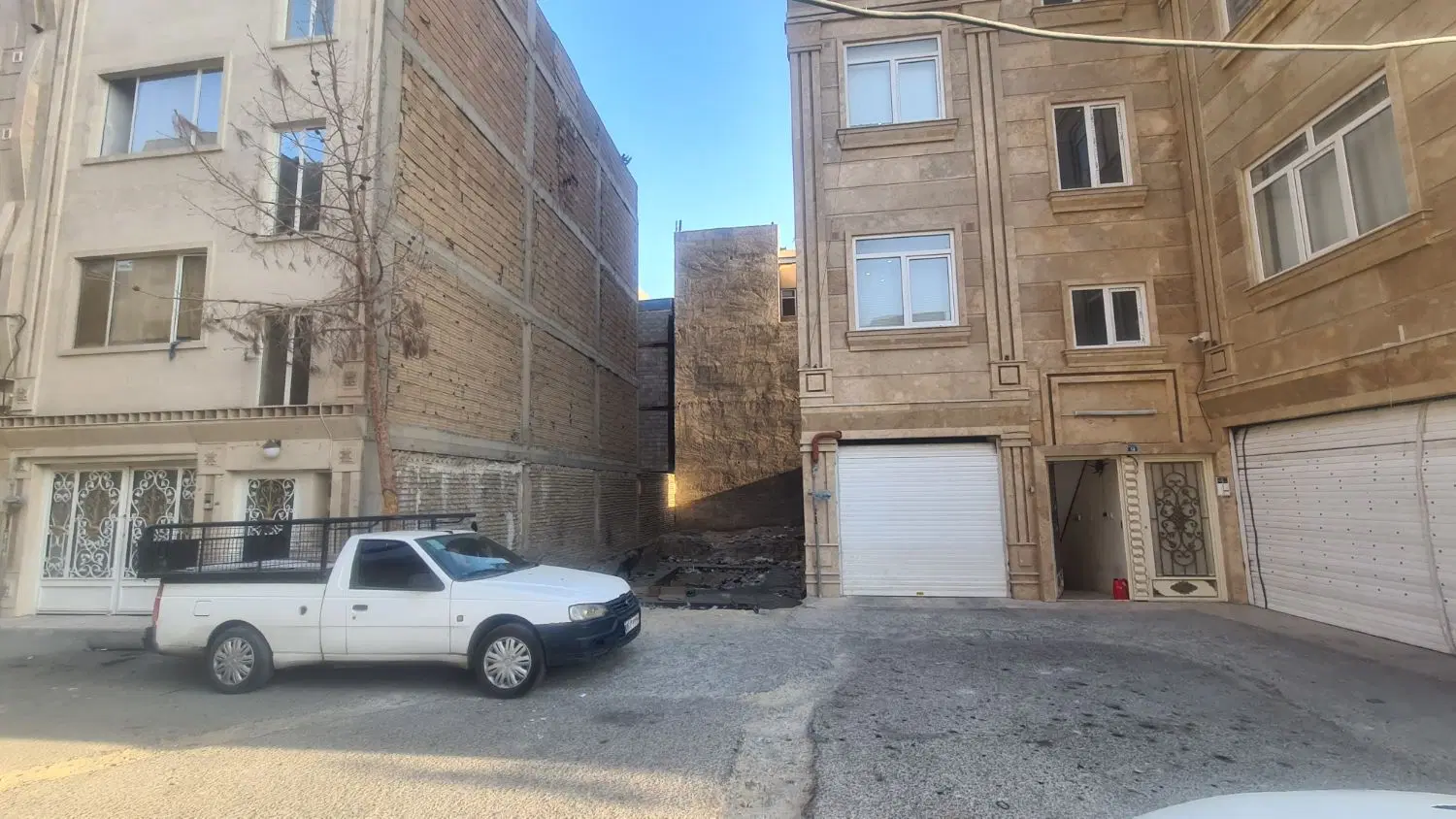 زمین مسکونی با جواز ساخت در چهاردانگه شهرک گلشهر