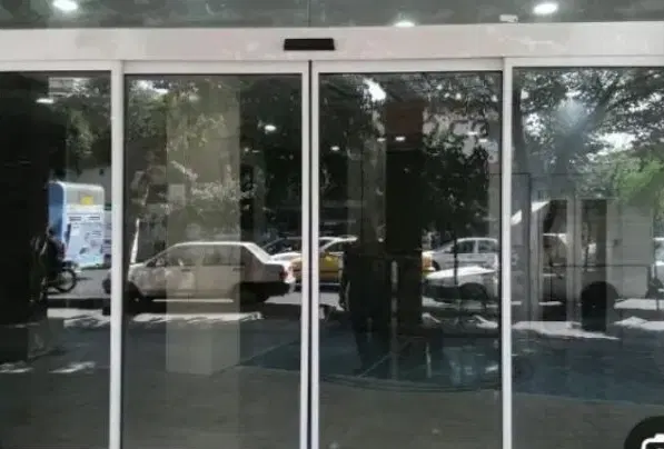 فرجام (حیدرخانی)۱۶ متر فوری