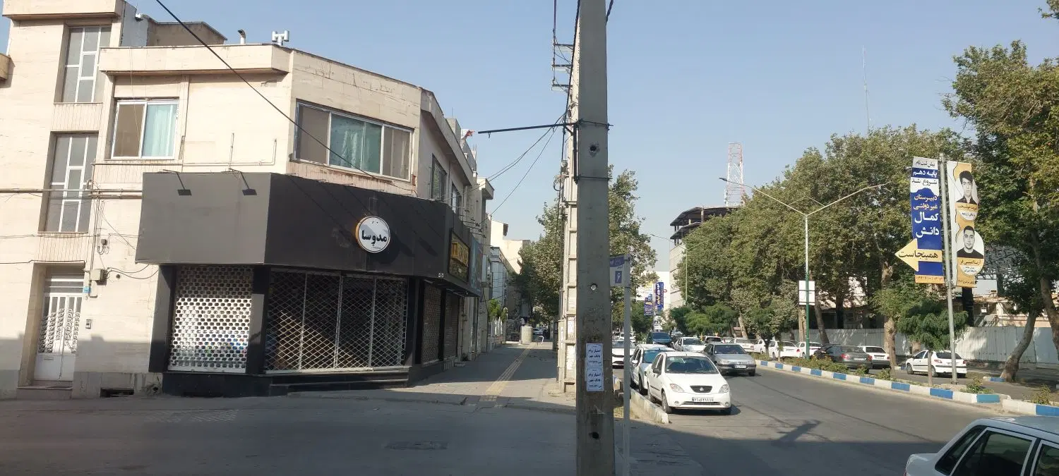 اجاره مغازه دونبش ۵۰ متر بر دانشکده