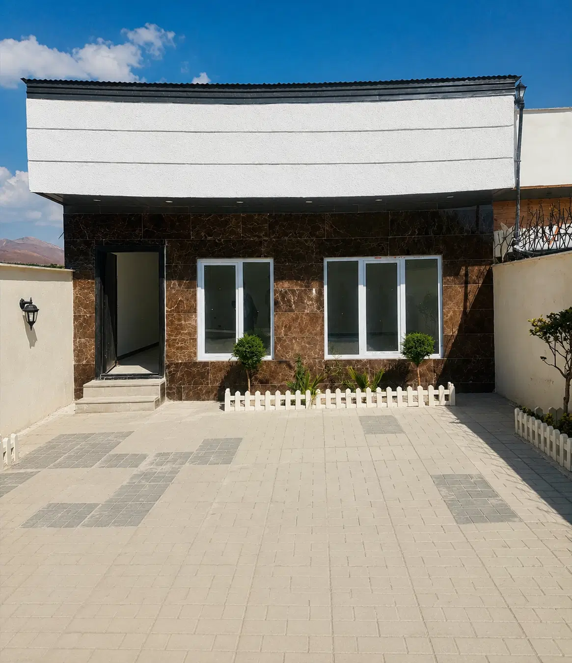 فروش ویلای ۲۰۰ متری با سند قطعی