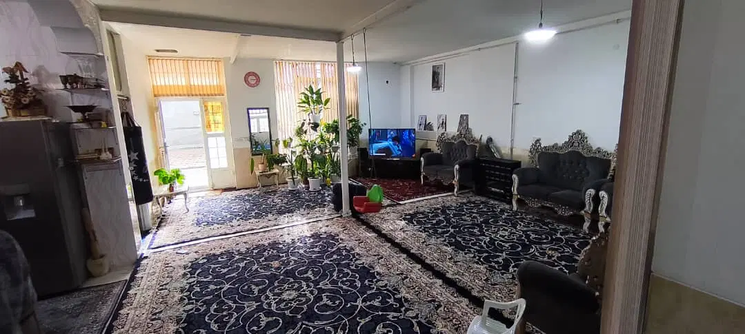 فروش منزل ویلایی ۲۷۰ متری  ۳خواب در خرامه