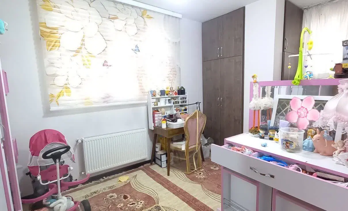 خانه ویلایی۲طبقه ۲نبش