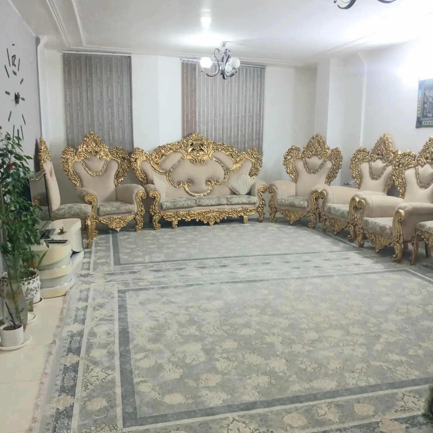 آپارتمان ۱۴۳ متری ، دو خواب ، دوبر ، سال ساخت ۱۴۰۲