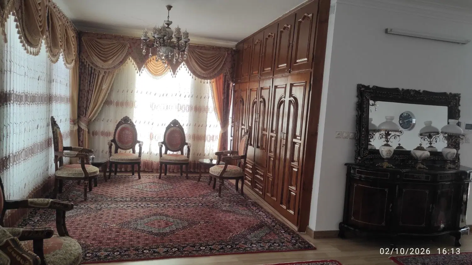 ویلایی دو طبقه