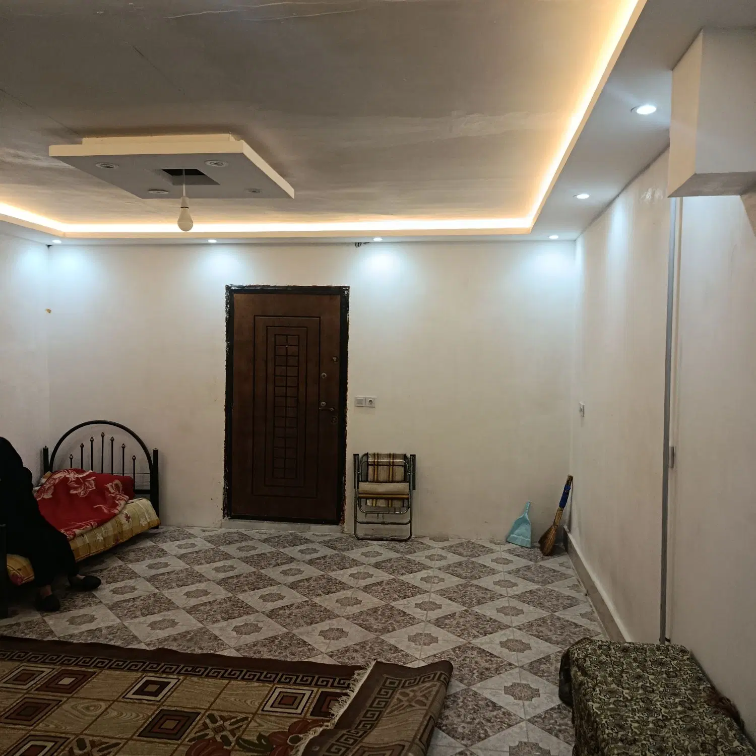 طبقه همکف ۶۵ متری راه جدا واقع در طبرسی شمالی ۹