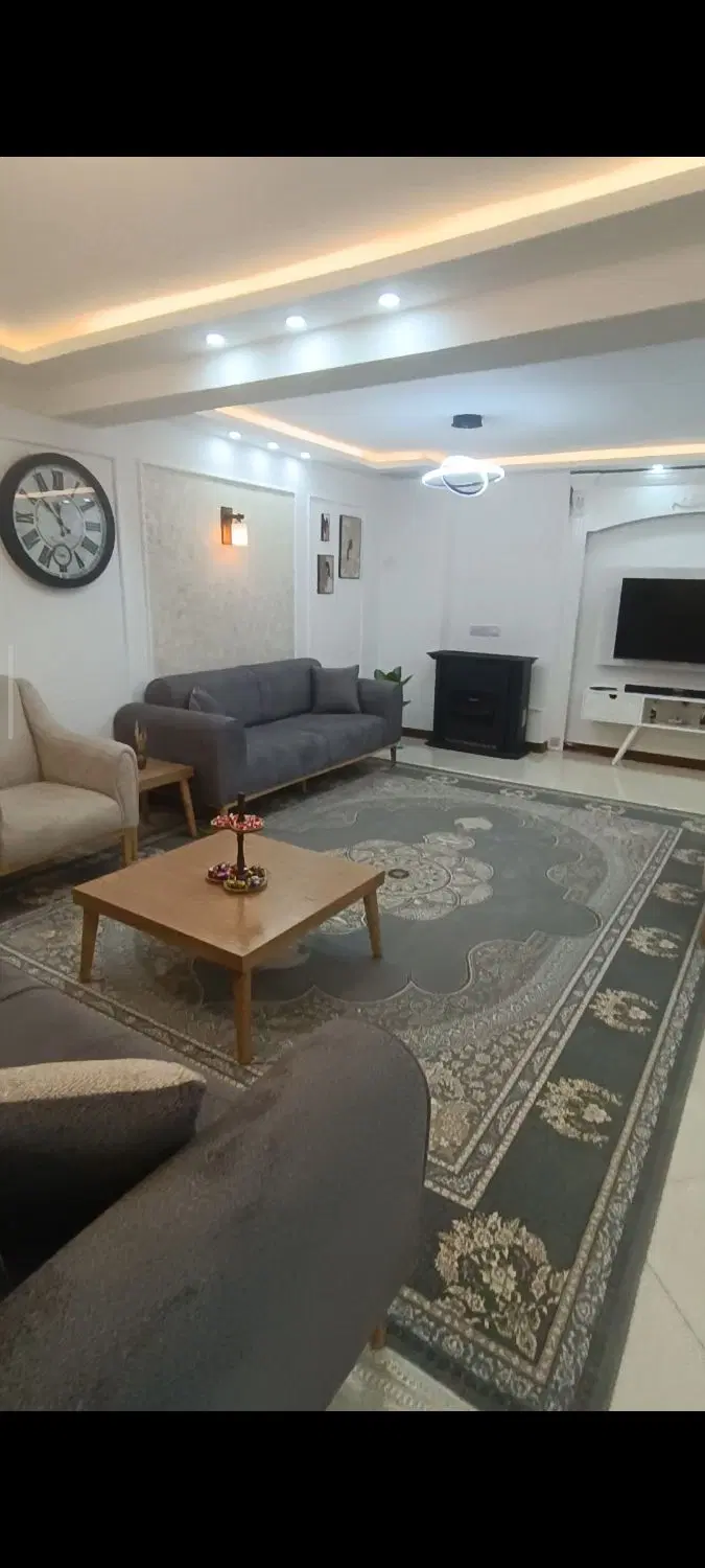 90متری شیک بازسازی شده سنددار دوخوابه