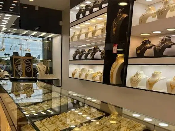 فروش مغازه طلافروشی پاساژ حافظ