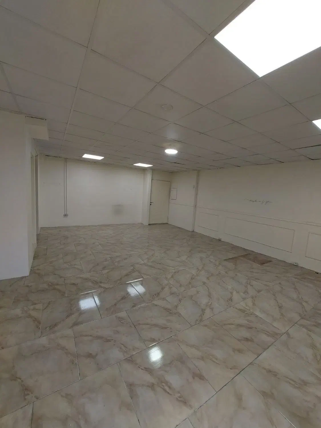 65متر اداری_تاپ لوکیشن_ رو به نما