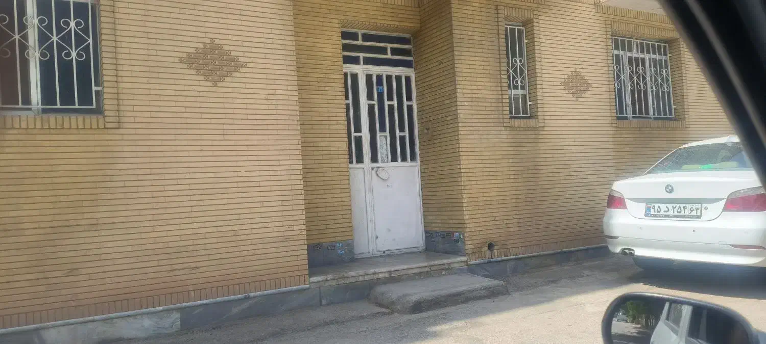 سه واحد بر بلوار