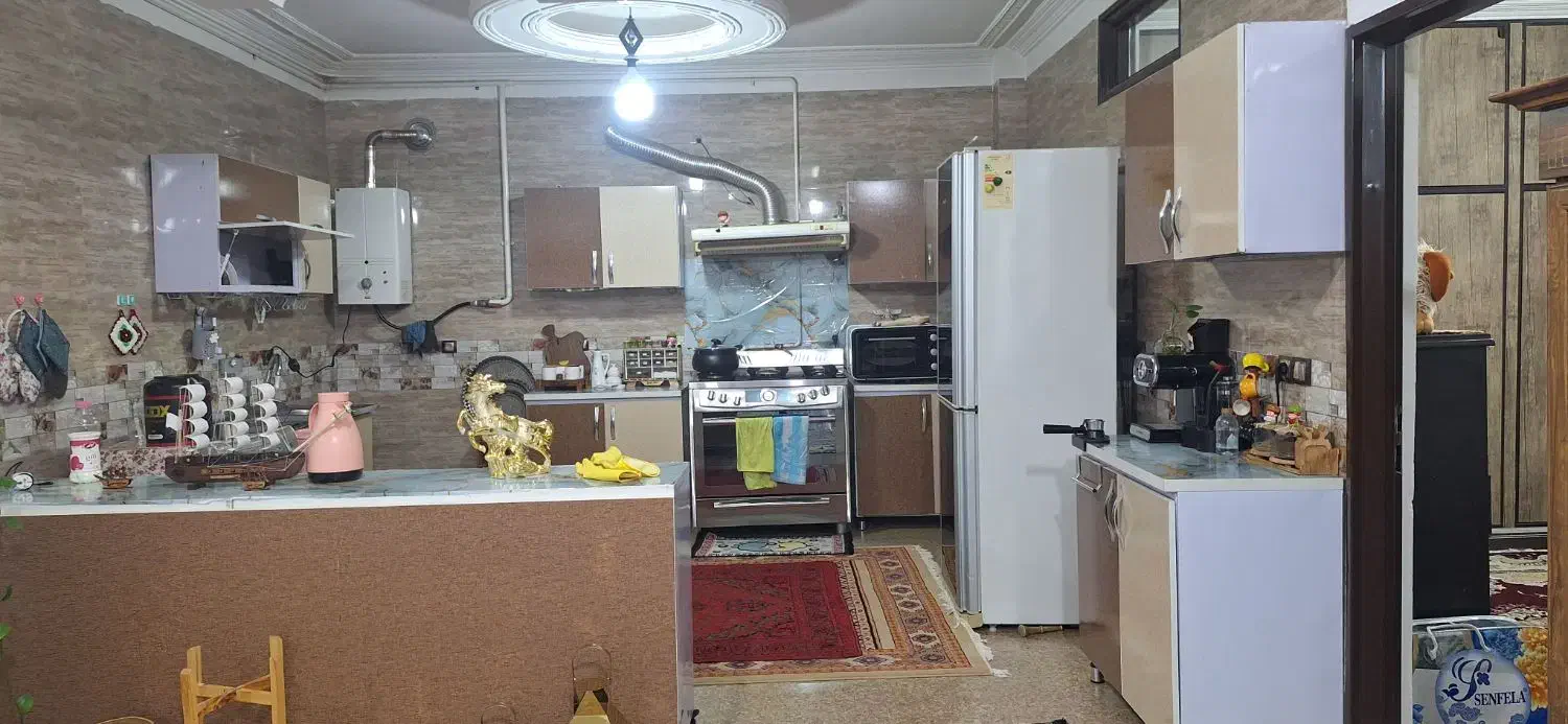 منزل مسکونی طبقه اول کلیه امتیازات جدا گانه