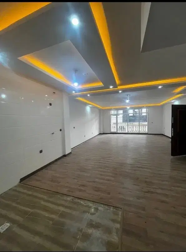 واحد آپارتمان ۱۴۴ متری دانشگاه ۱۱.سنددار