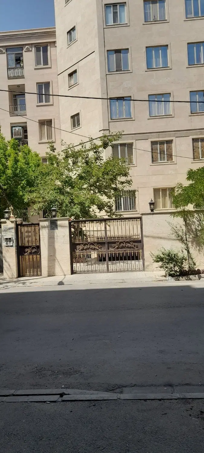 واحد ۷۵ متری فول امکانات تختی غربی