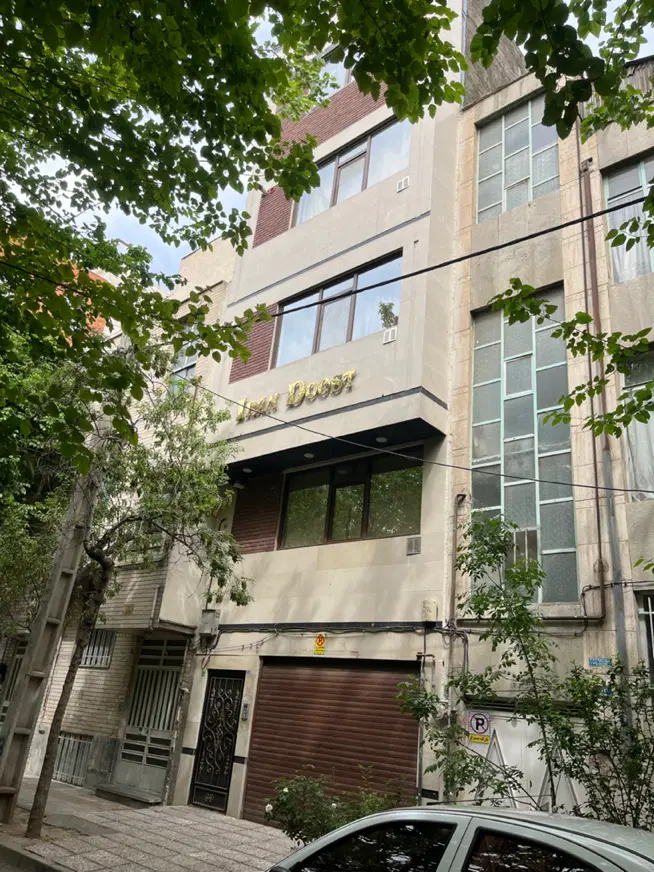 آپارتمان ۳۷ متری نازی اباد