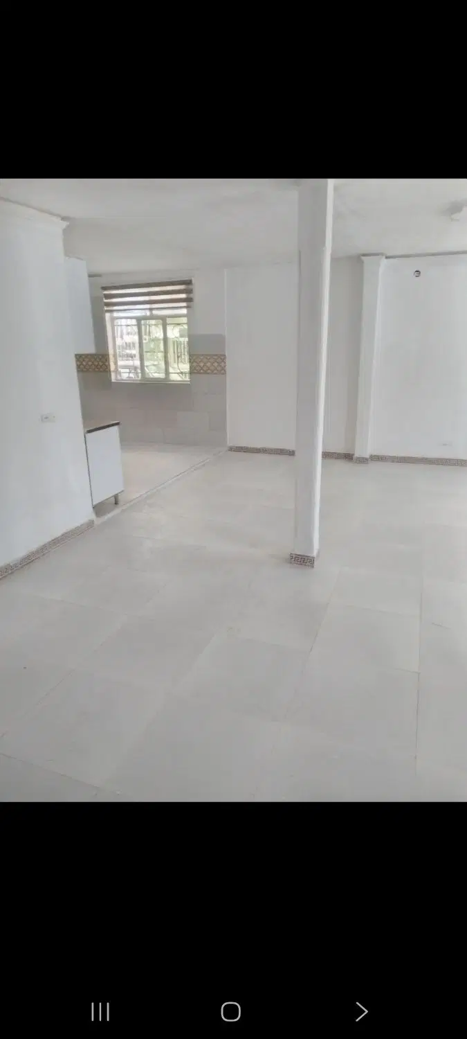 واحد ۱۰۰ متری طبقه هم کف غرق نور دو خابه