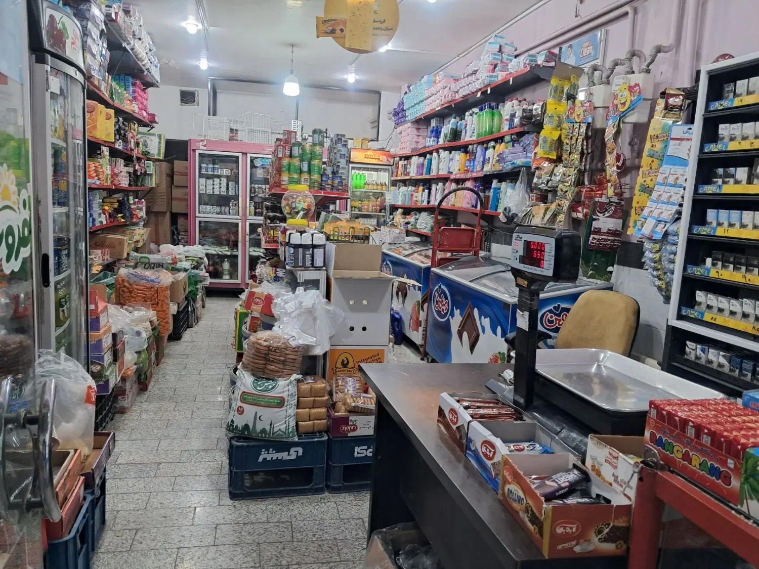 مغازه سوپرمارکت