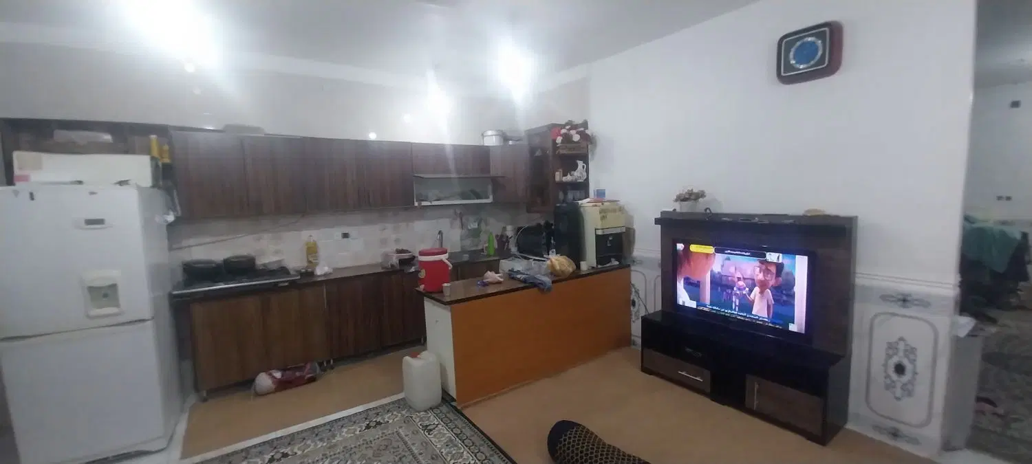خانه ۱۴۰ متر ماشین رو