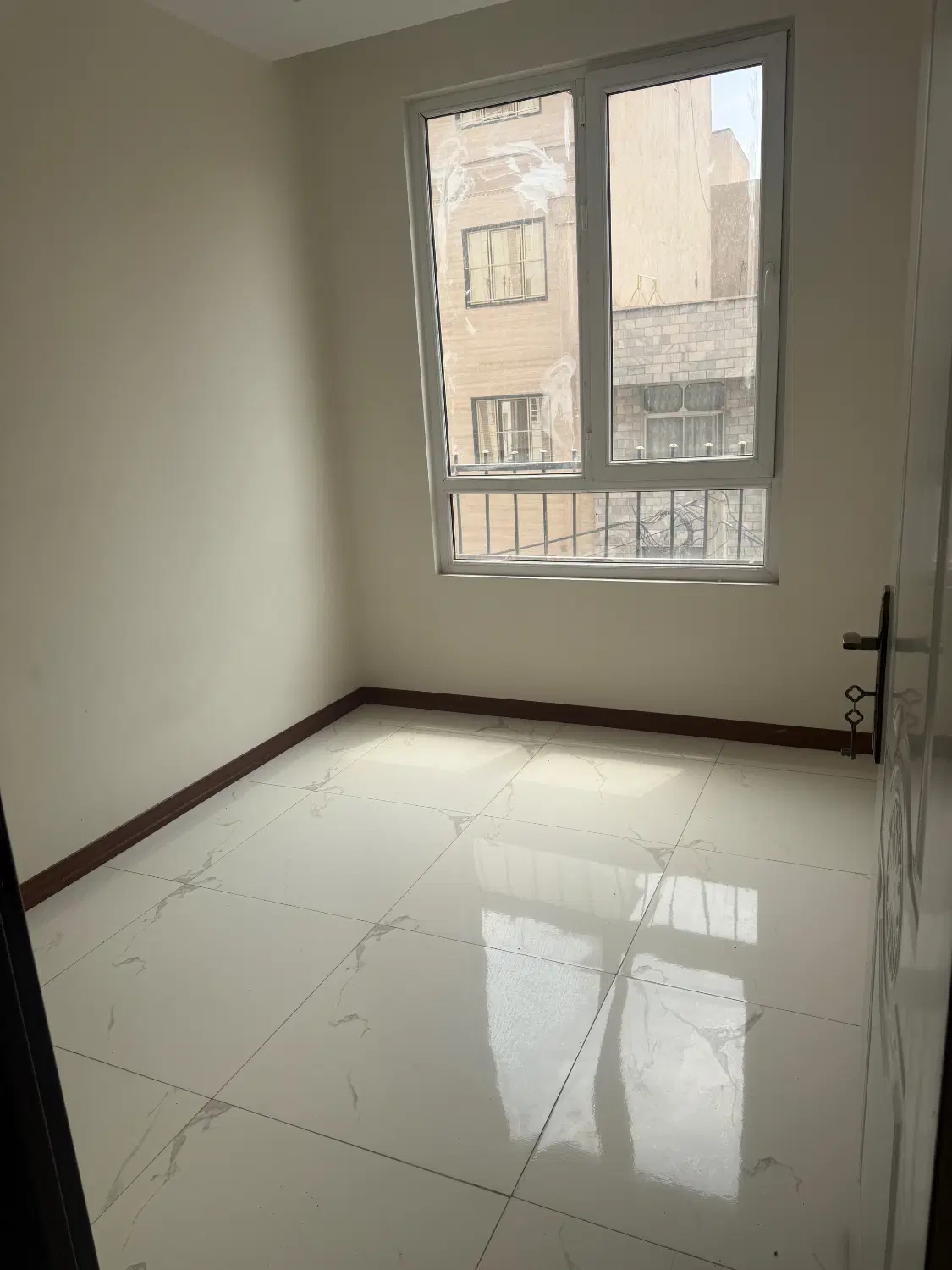 آپارتمان ۱۱۷متری سه خوابه فول تکواحدی