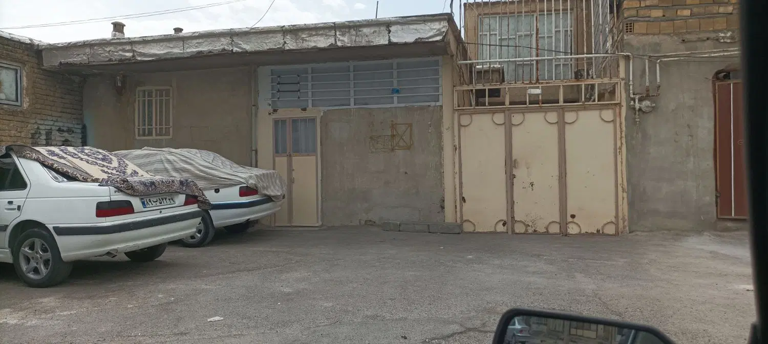فروش خانه بر خیابان شهرستانی