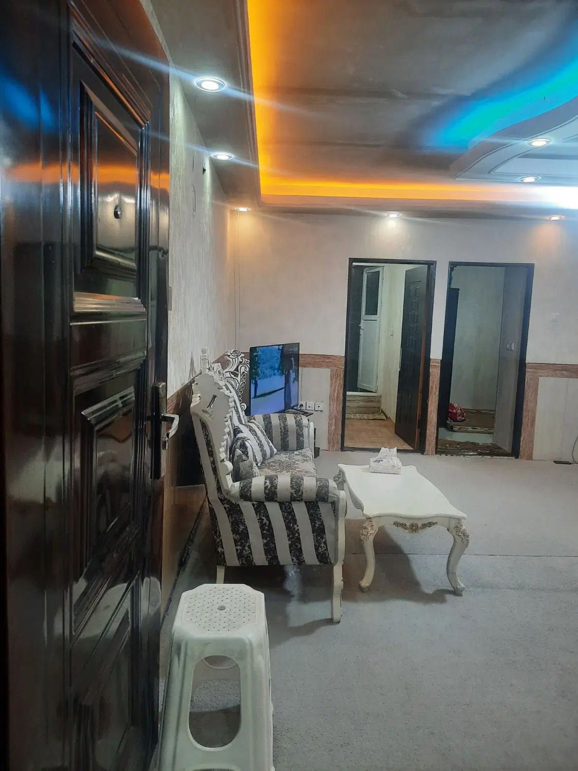 فروش آپارتمان ۸۰متری مهدی اباد
