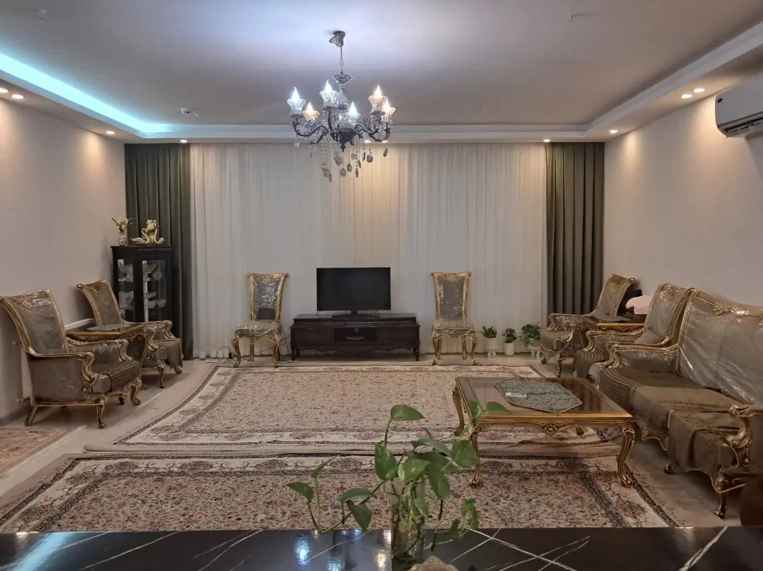 ۱۱۵متری در کلاهدوز