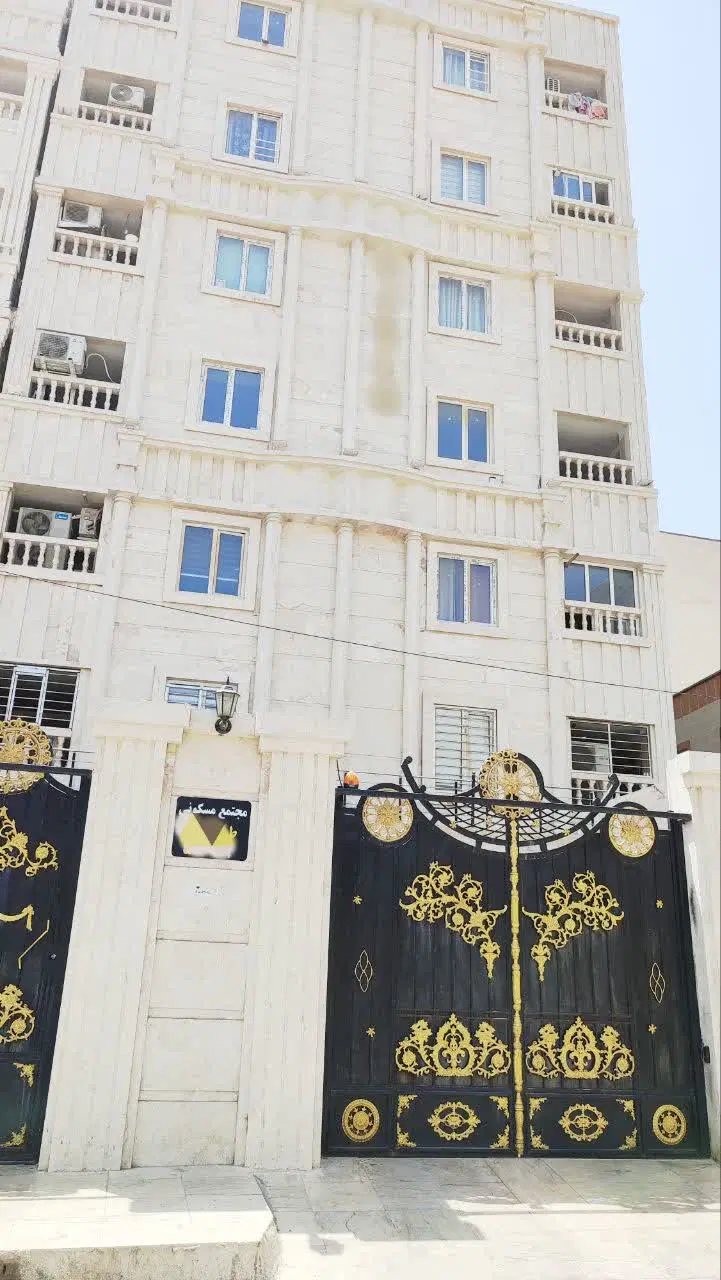فروش آپارتمان اوایل شهرک کلید اول