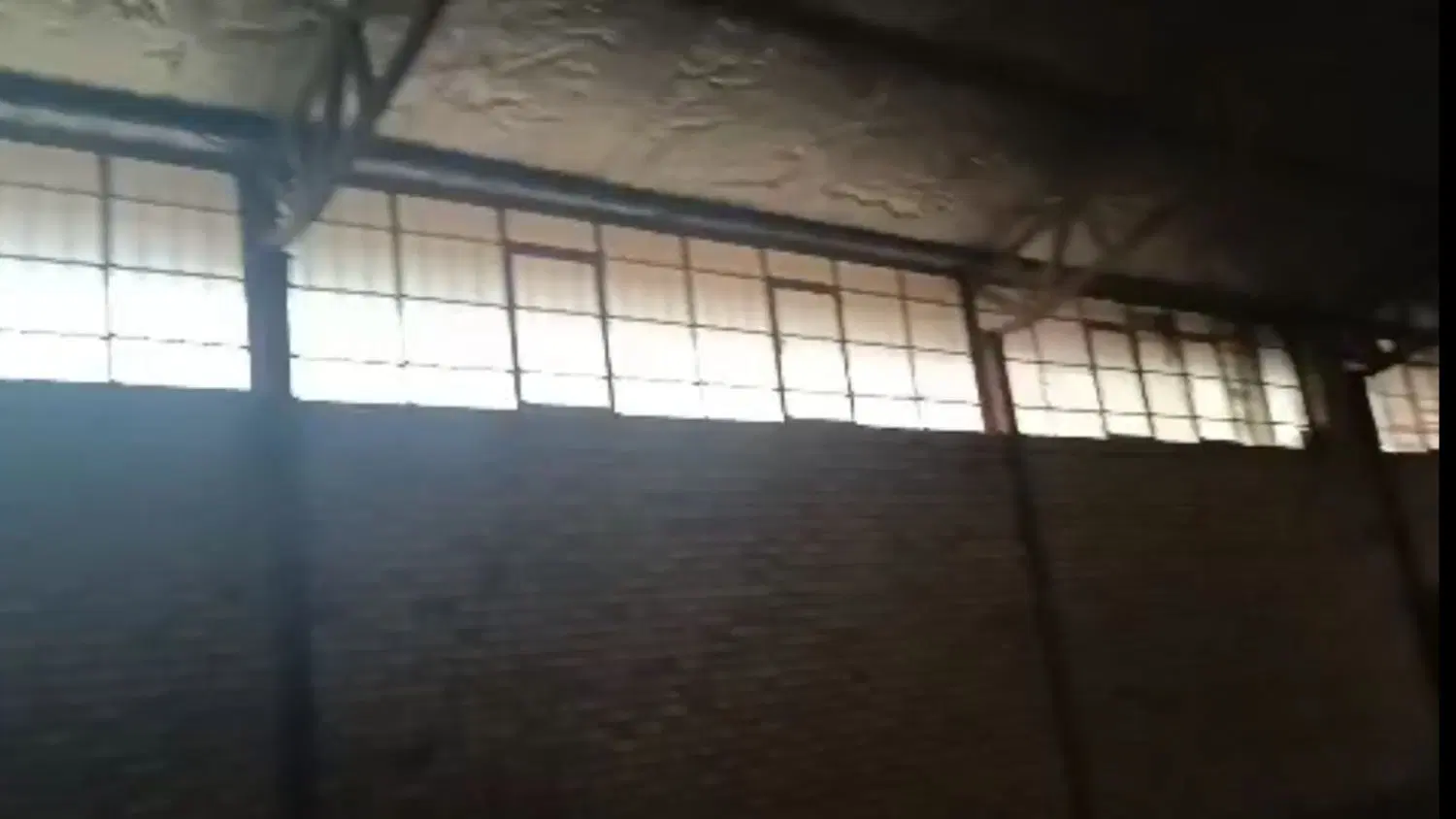 اجاره سالن انبار ۳۰۰ متری در جاده قوچان
