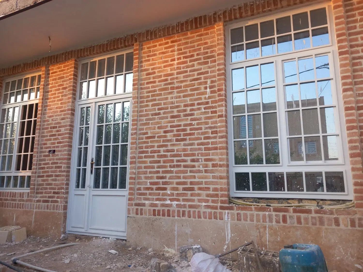 خانه فروشی واقع دربخ و‌گاریزات