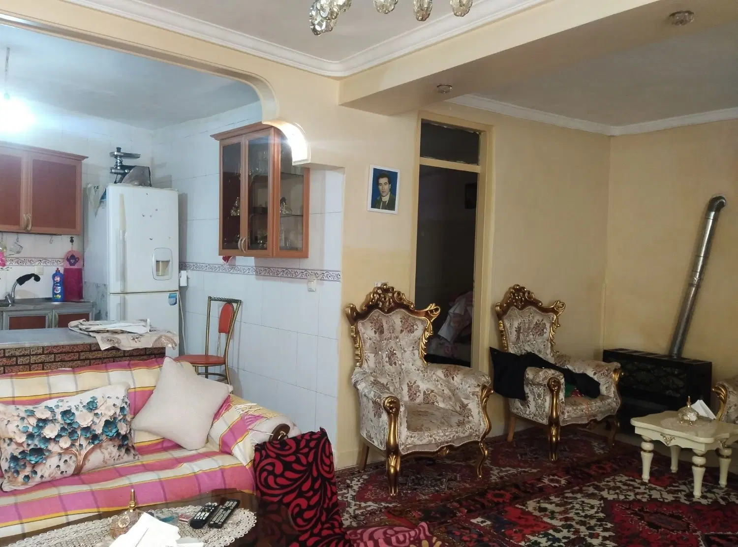فروش حیاط در بهترین موقعیت ایل گلی