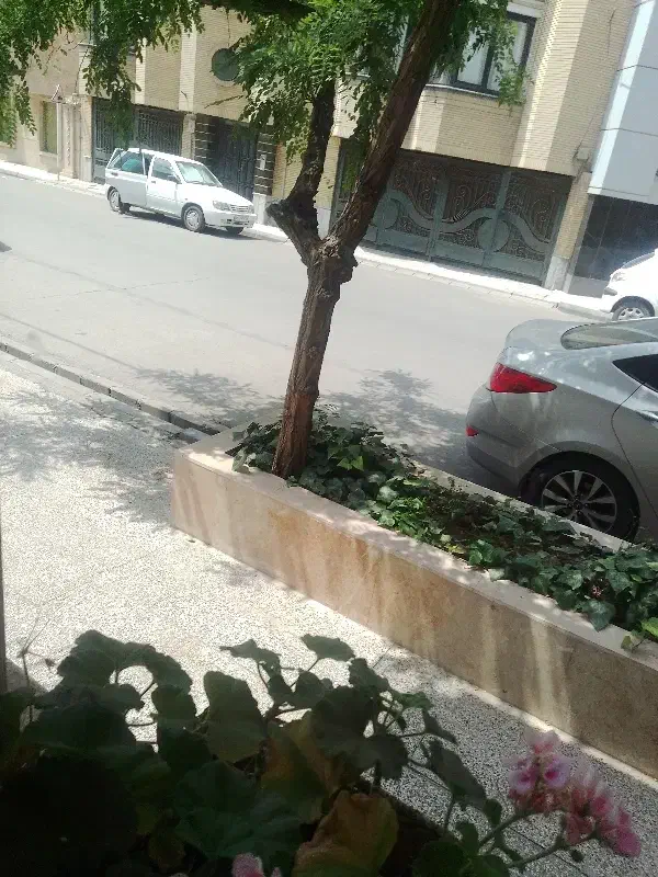 دفتر تجاری ۸۵ متری