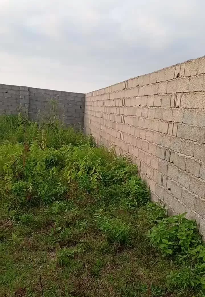 مسکونی دوبر محصور
