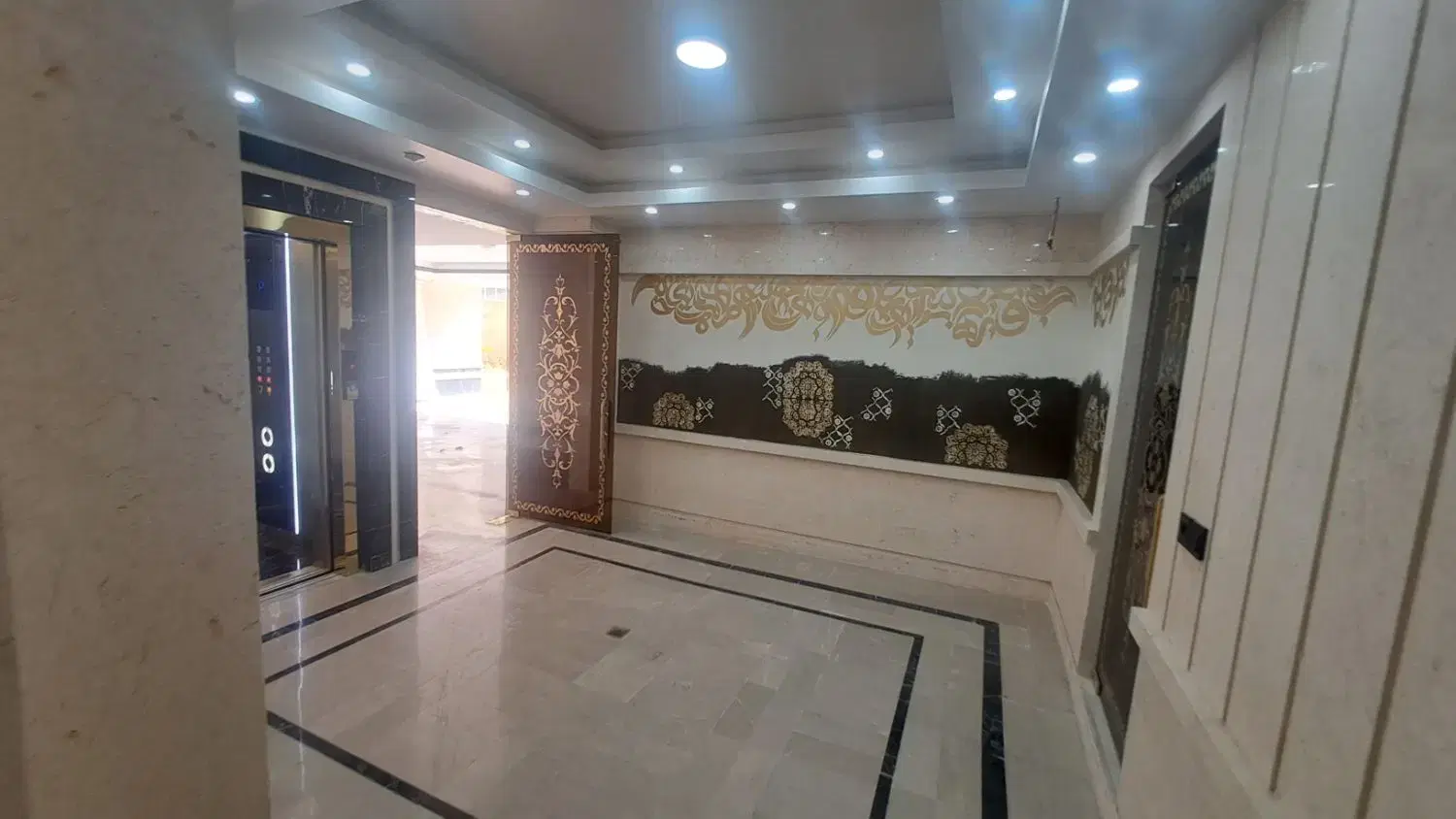 پیش فروش اکواریوم نور لابی هتلینگ واریانشهر