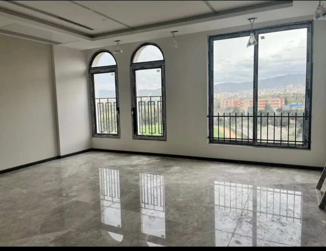 آپارتمان 120متری طالقانی خشک
