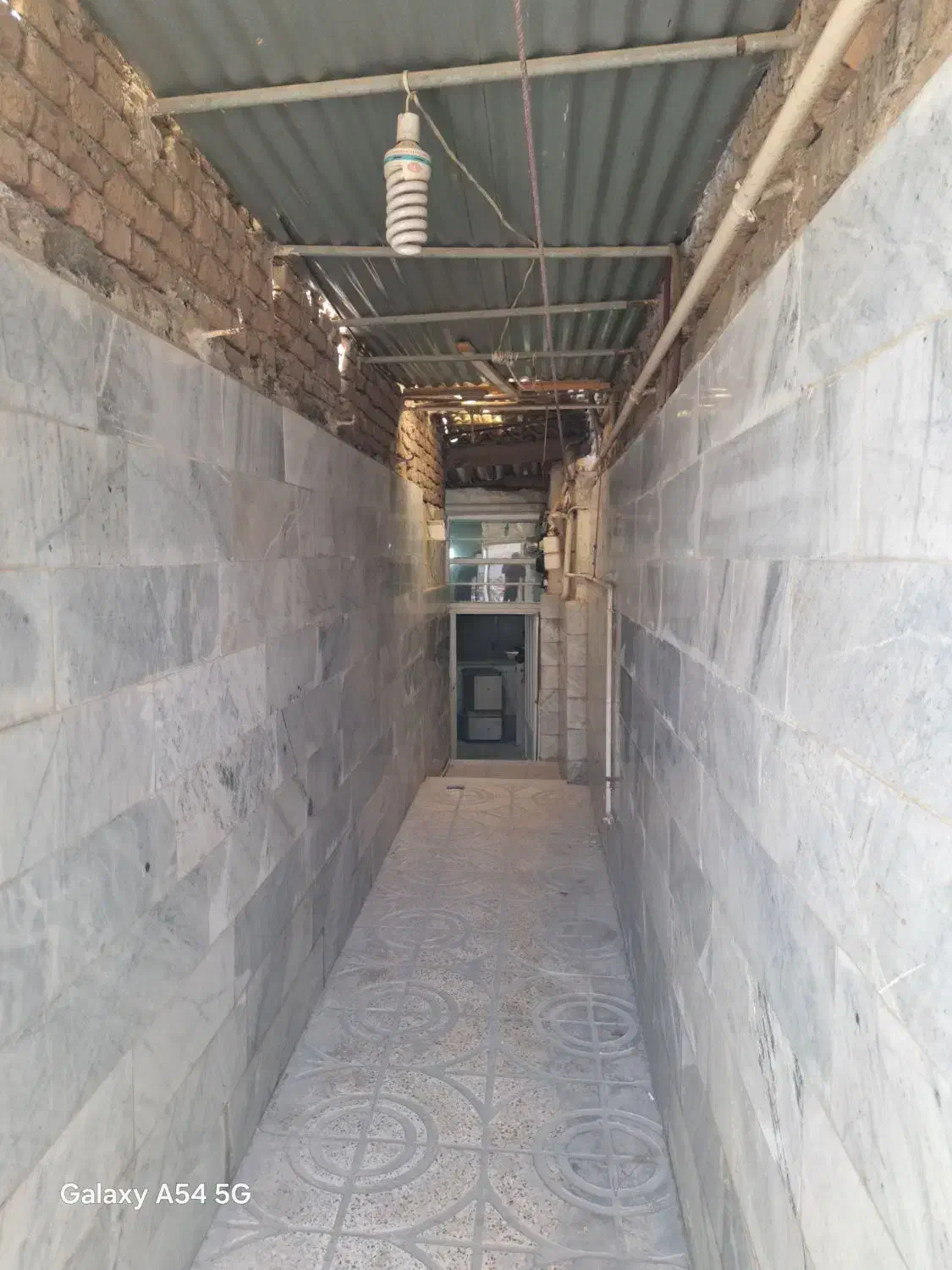 خانه ویلایی پشت قواره