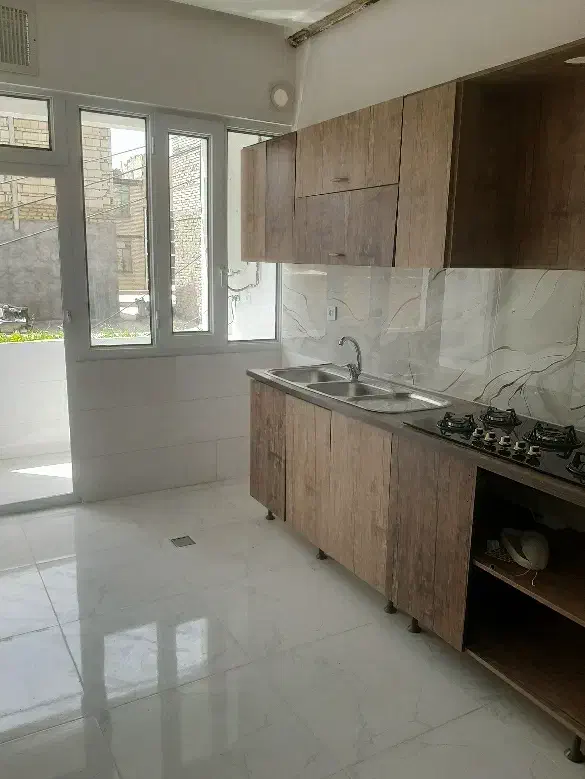 آپارتمان طبقه اول نوساز