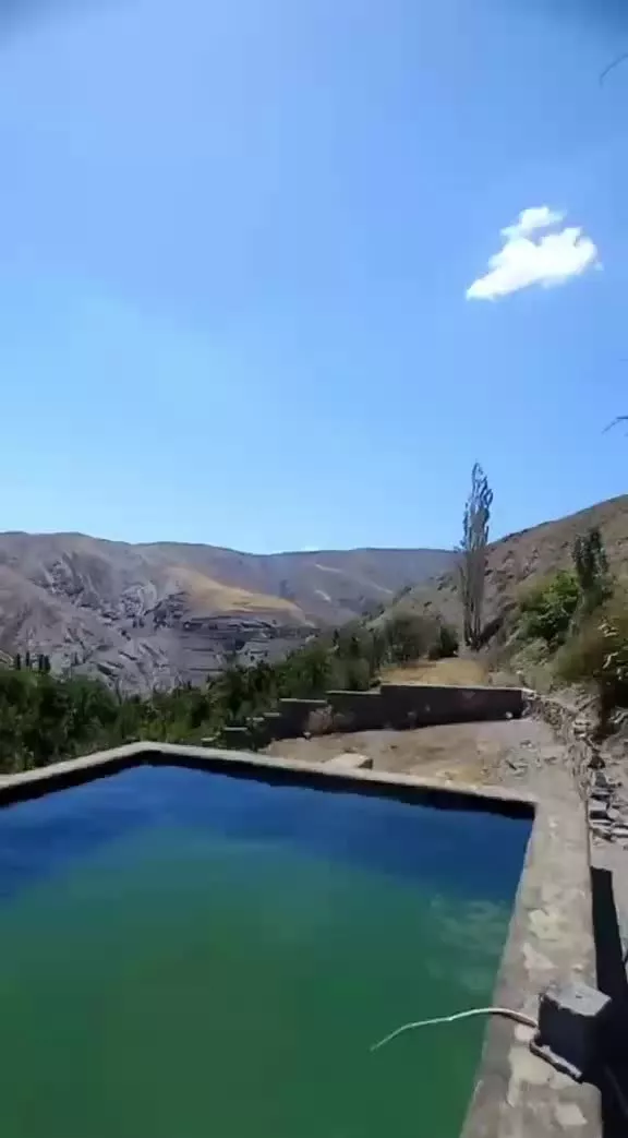 فروش زمین در زشک استخردار معاوضه آپارتمان و خودرو