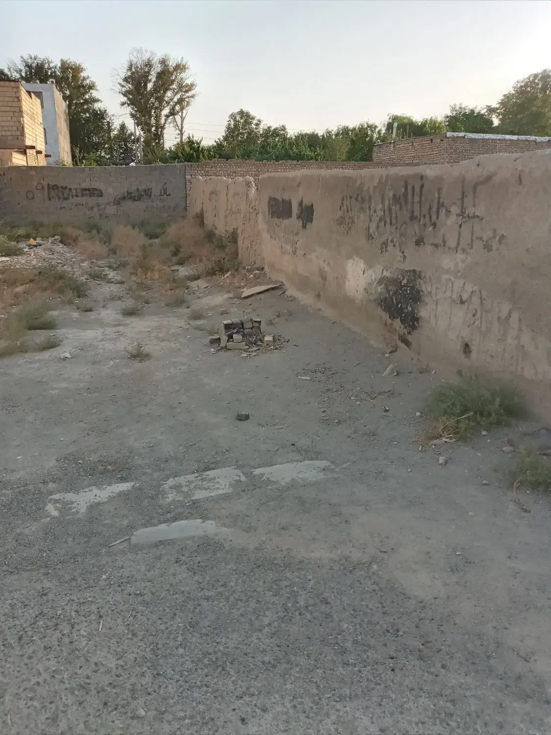 زمین ۱۰۴مترمربع