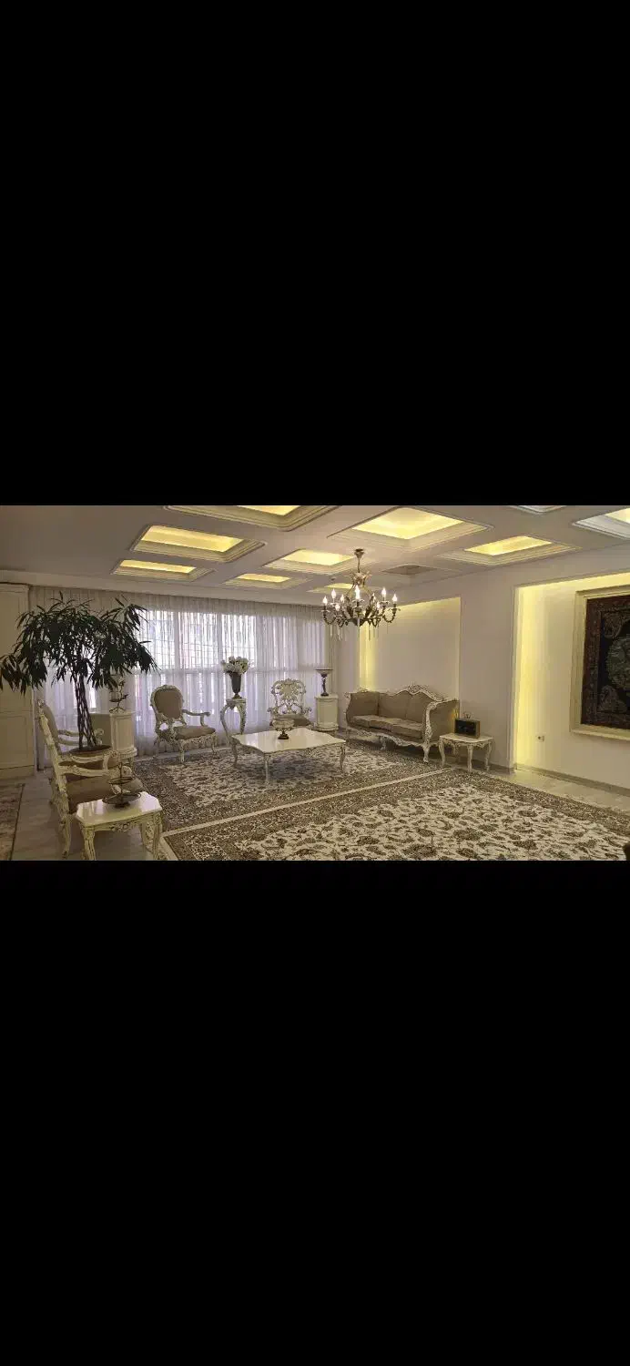 واحد لوکس سعدی